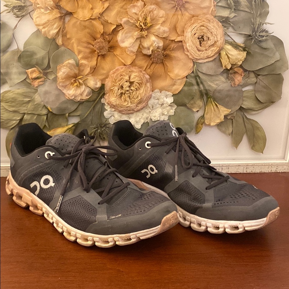 On Cloud Running Shoes